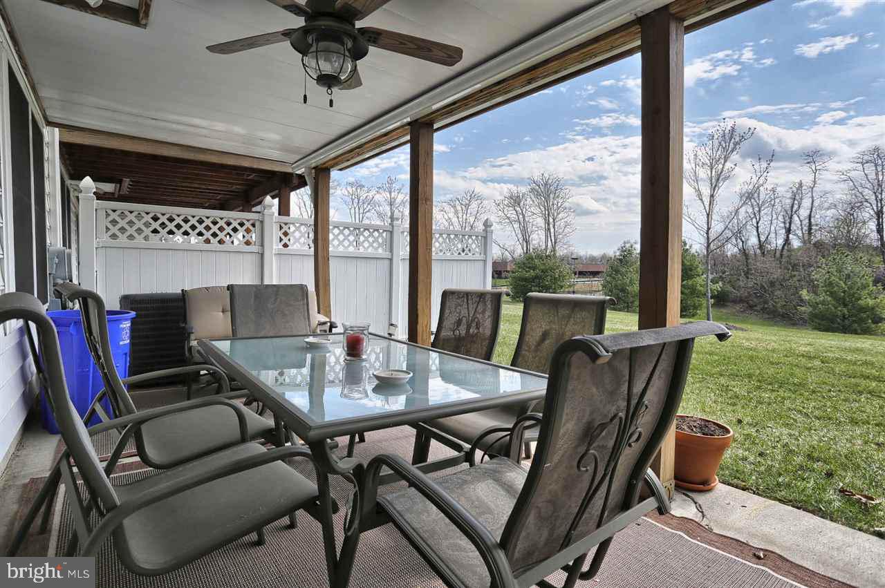 THE ENCLAVE - Residential