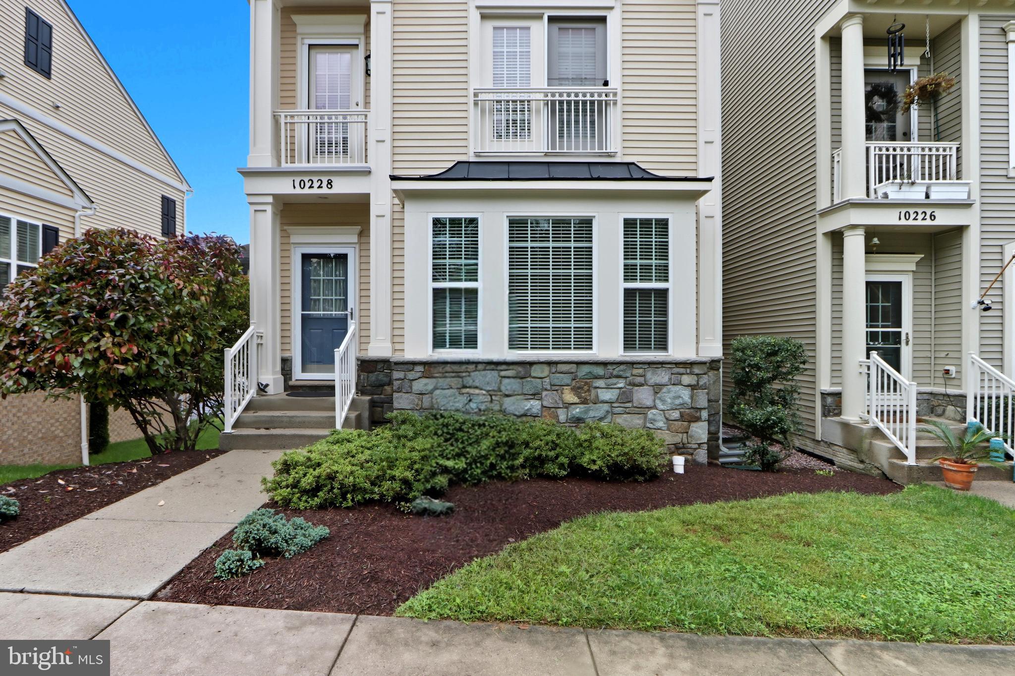 AUDUBON TERRACE VILLAS - Residential Lease