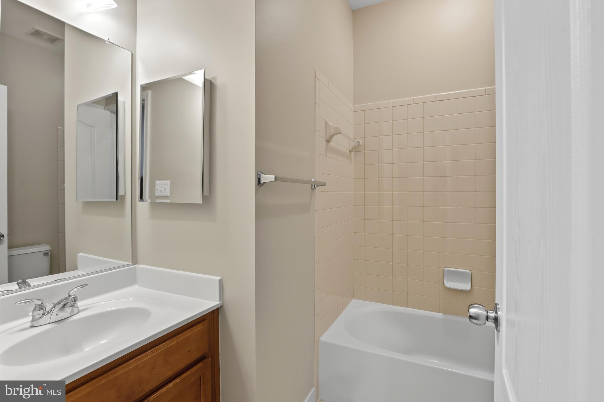 AUDUBON TERRACE VILLAS - Residential Lease