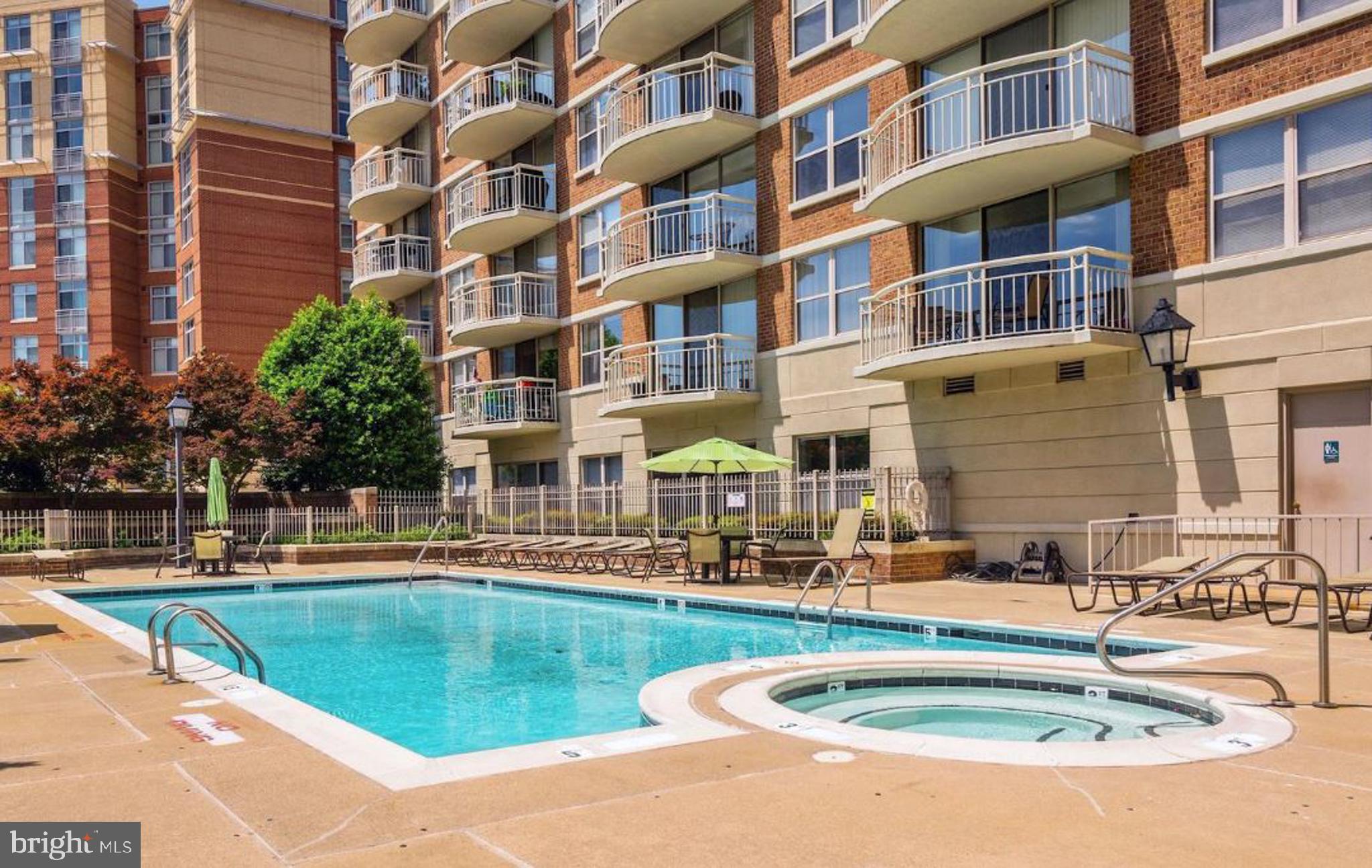 BRADDOCK PLACE - Residential