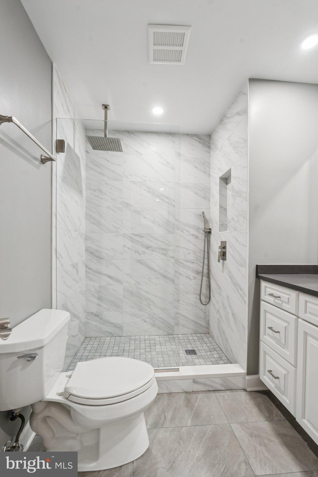 BRADDOCK PLACE - Residential