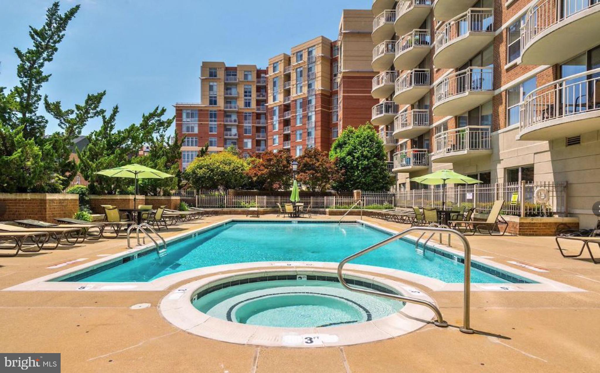 BRADDOCK PLACE - Residential