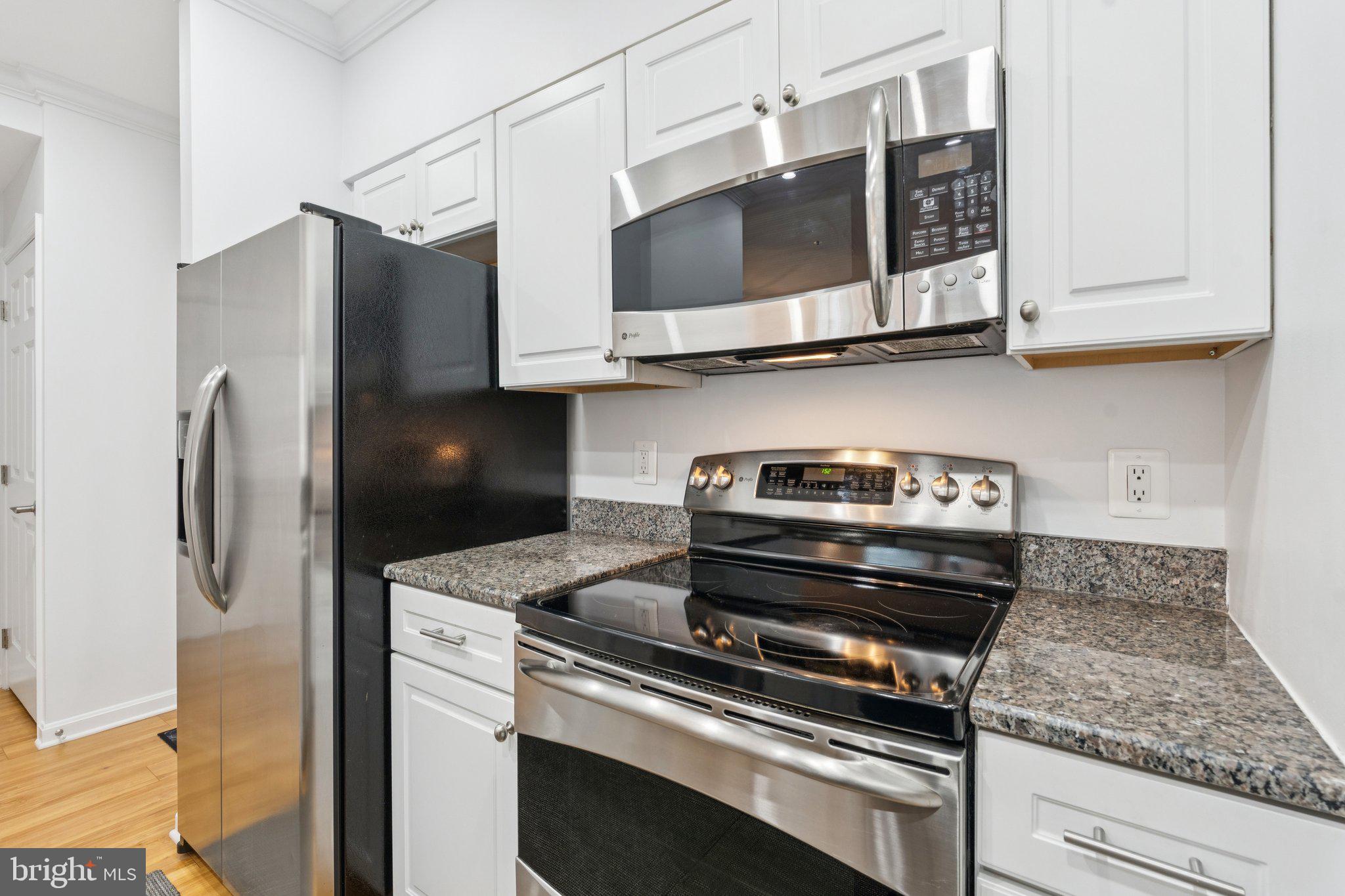 BRADDOCK PLACE - Residential