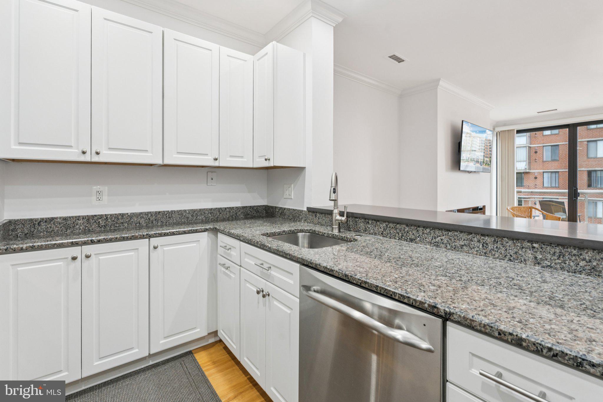 BRADDOCK PLACE - Residential