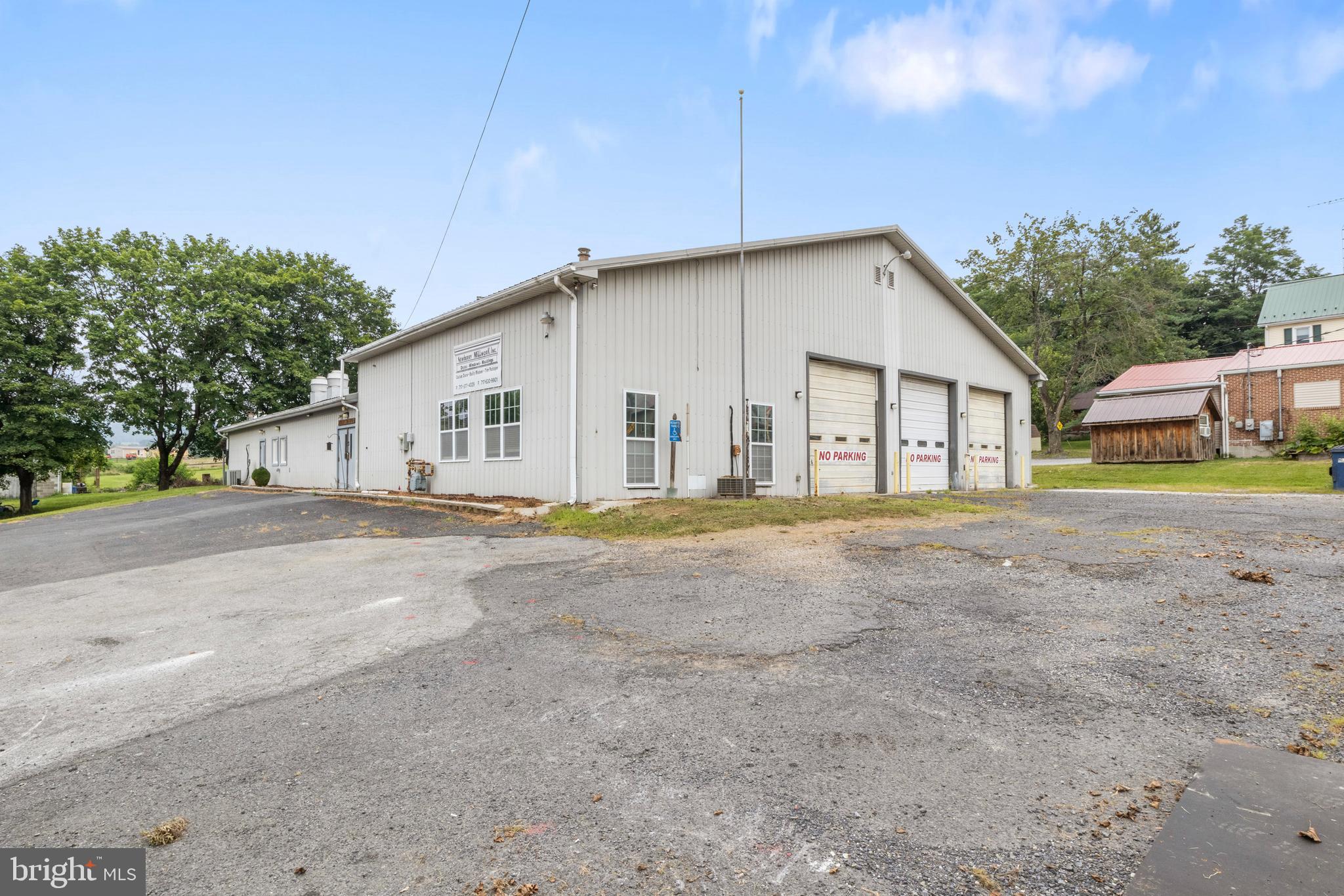 1555 CENTER MILLS ROAD