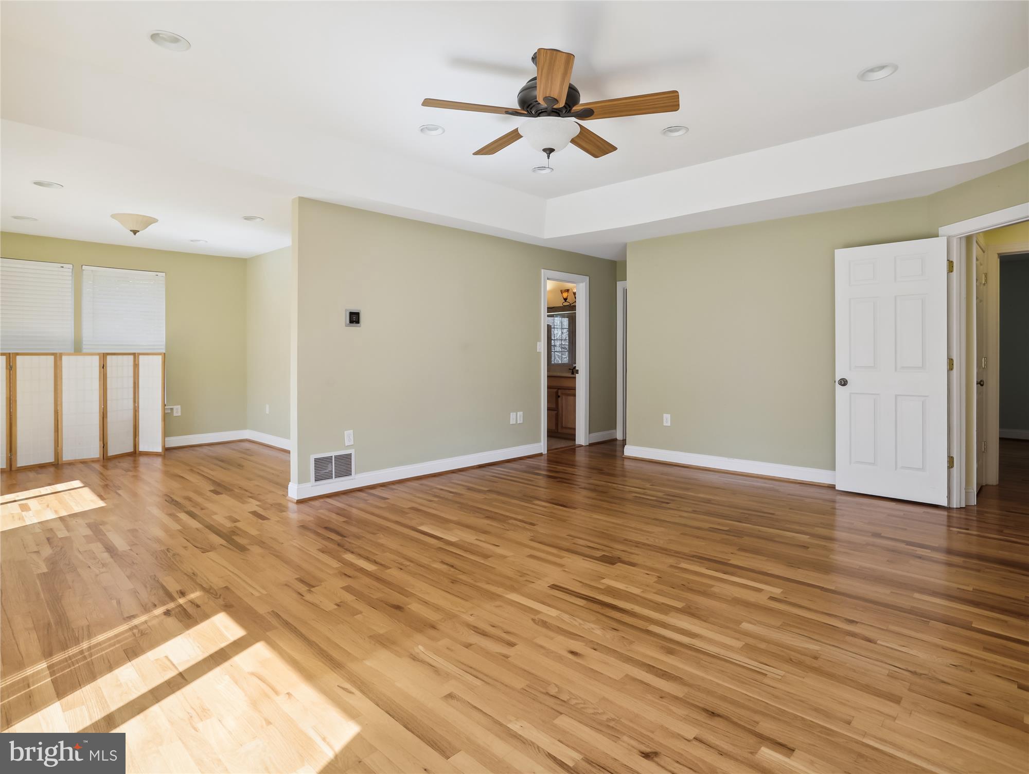 THE DOWNS - Residential