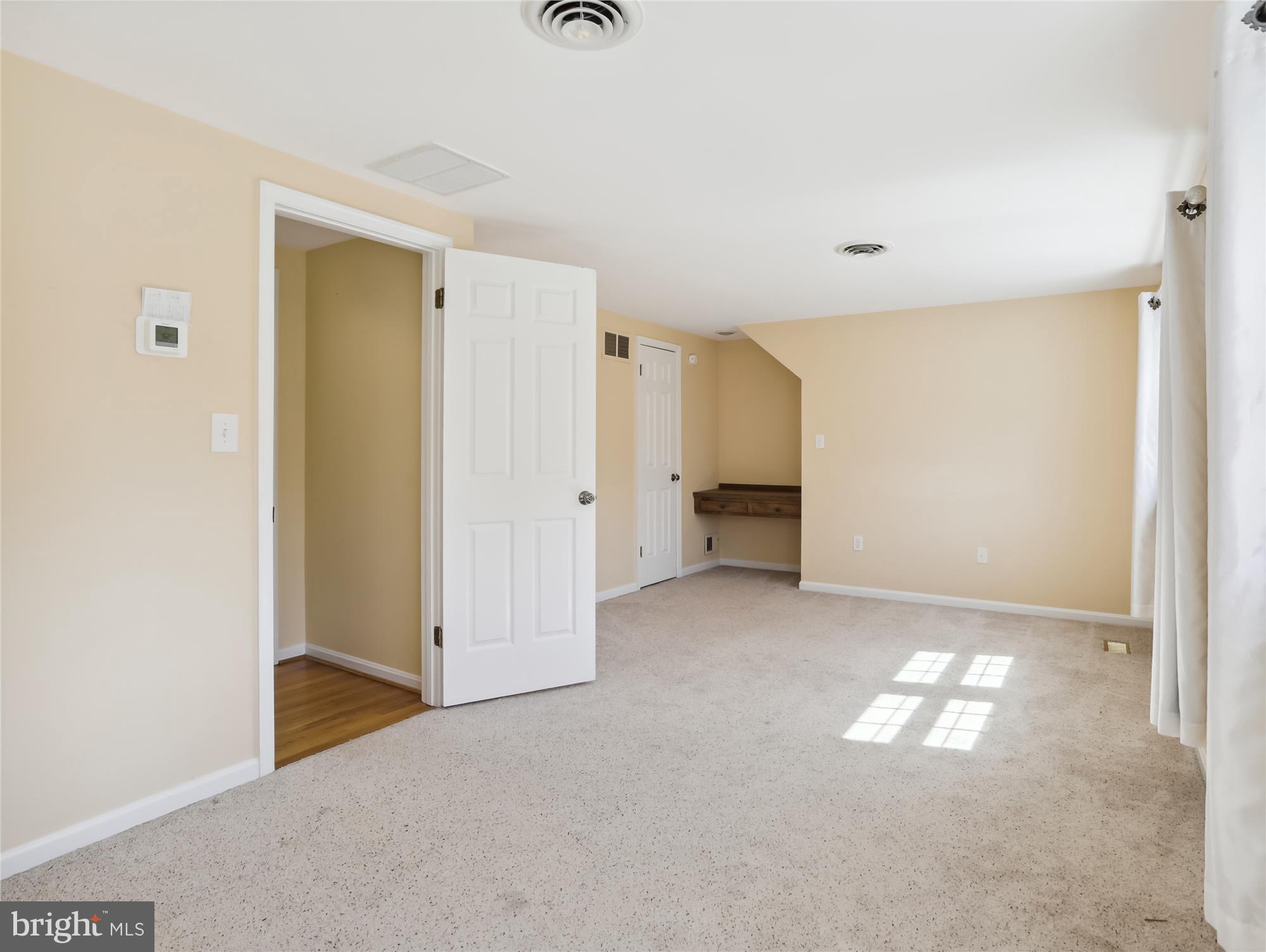 THE DOWNS - Residential