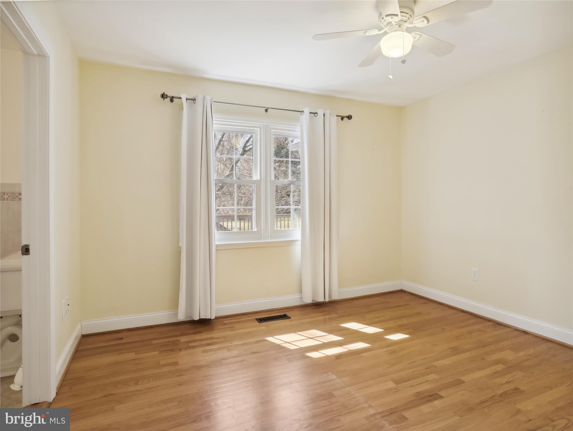 THE DOWNS - Residential