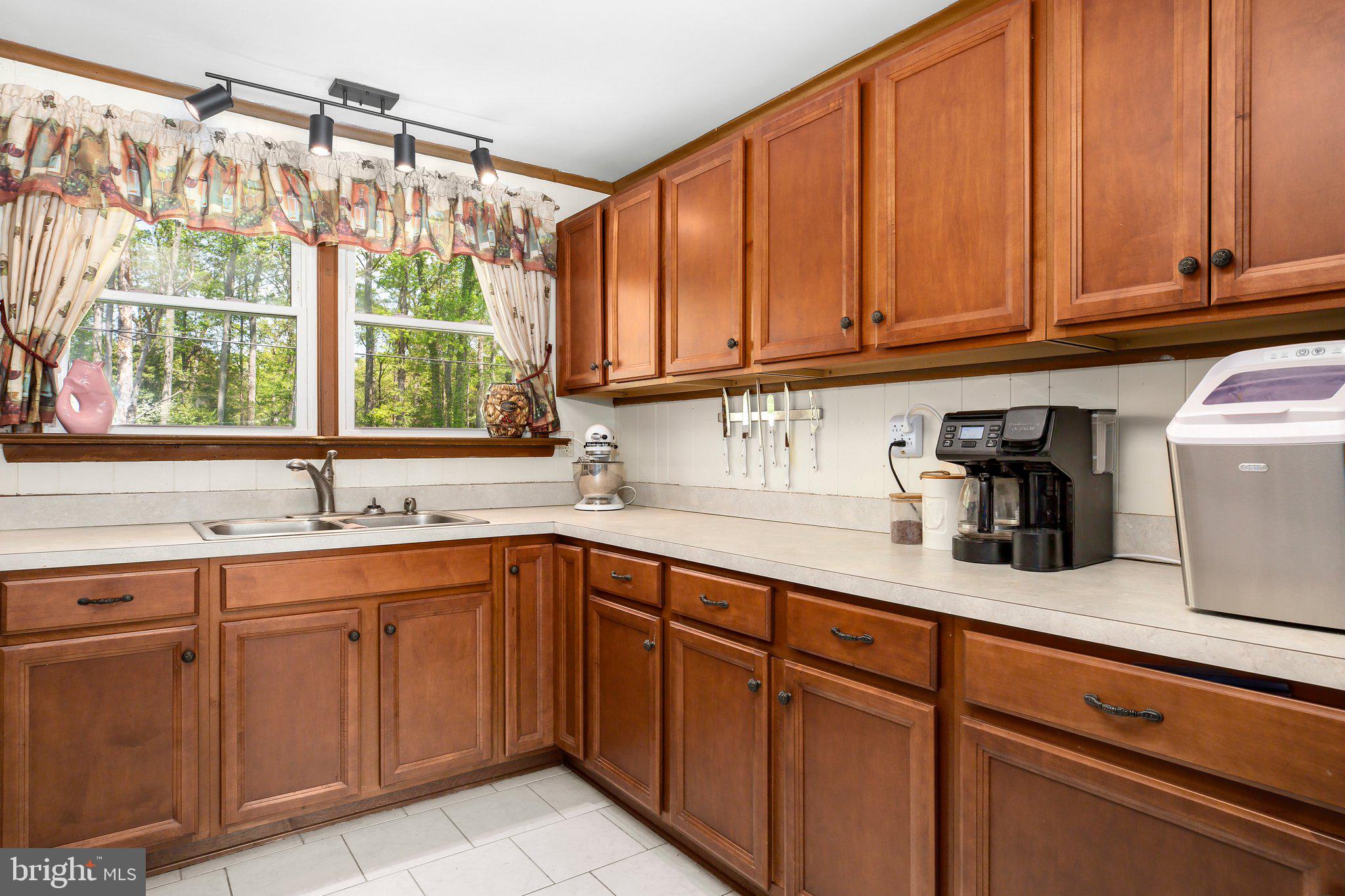 WIDEWATER BEACH - Residential