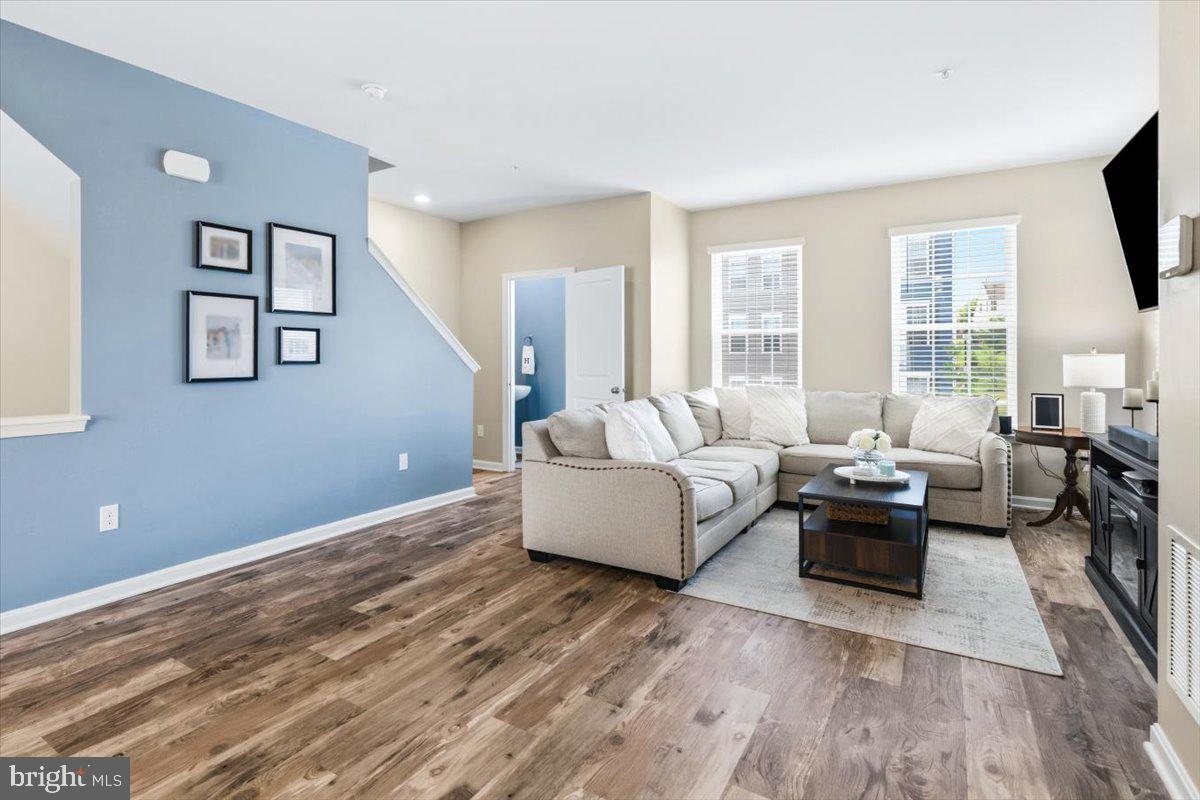 TUSCARORA CREEK - Residential