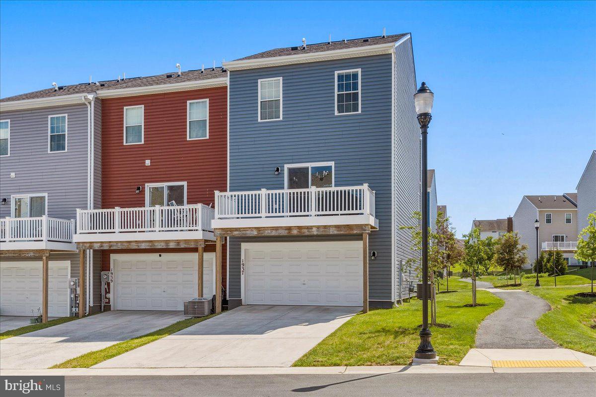 TUSCARORA CREEK - Residential