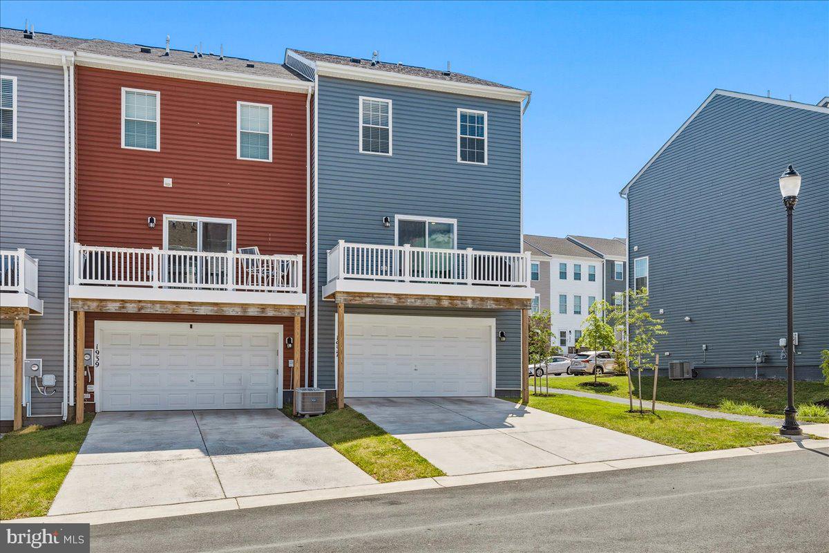 TUSCARORA CREEK - Residential