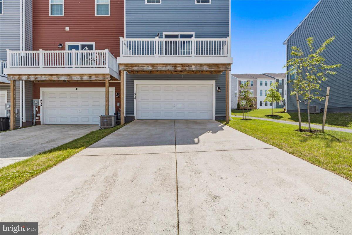 TUSCARORA CREEK - Residential