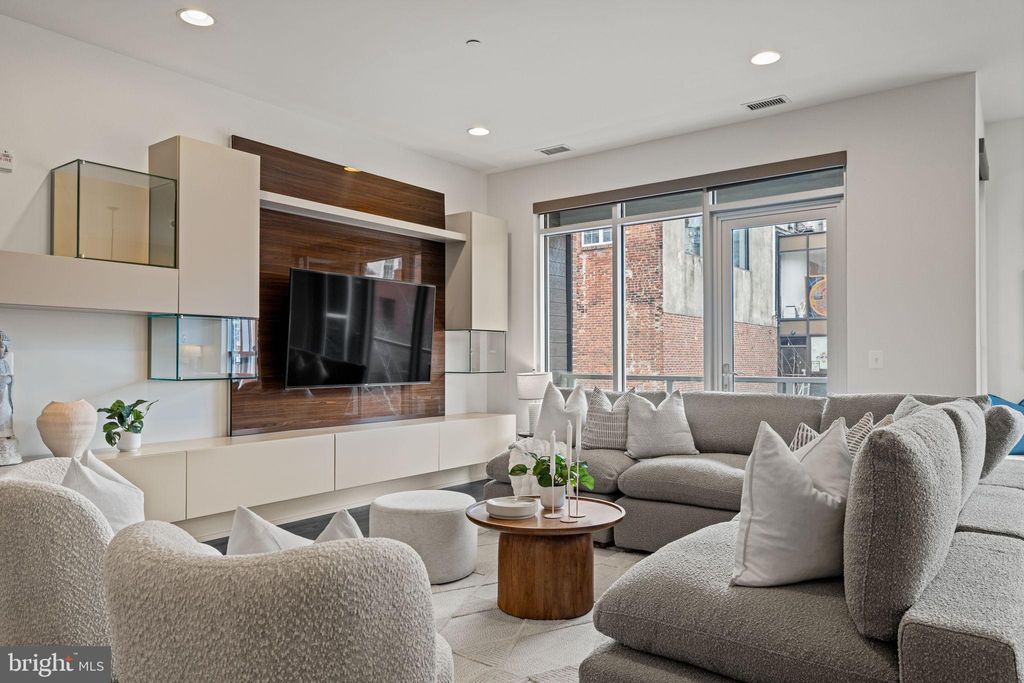 Photo of 410 S Front Street #209, PHILADELPHIA, PA 19147 (MLS # PAPH2589388)