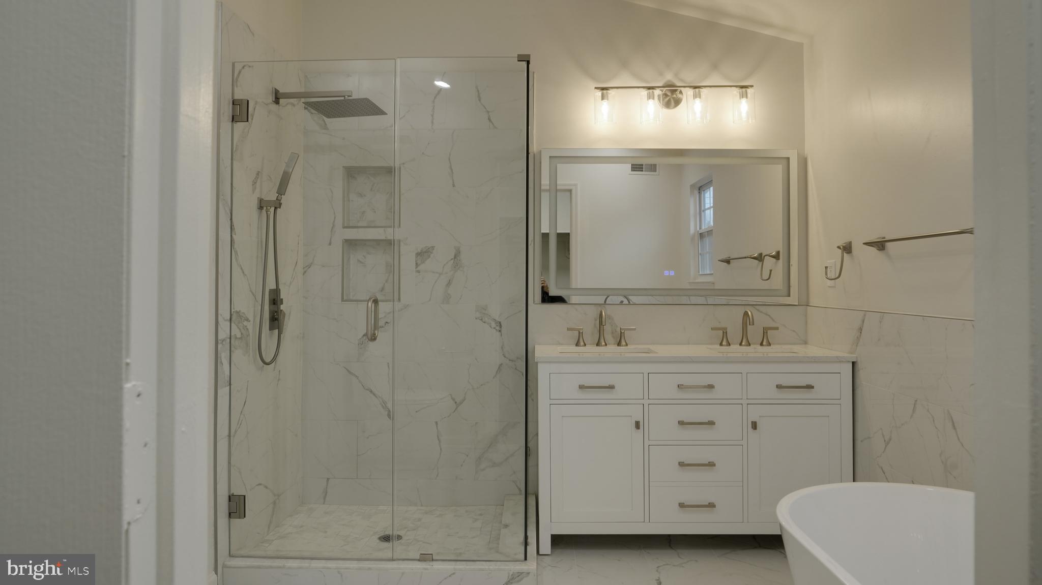 HADLEY FARMS - Residential