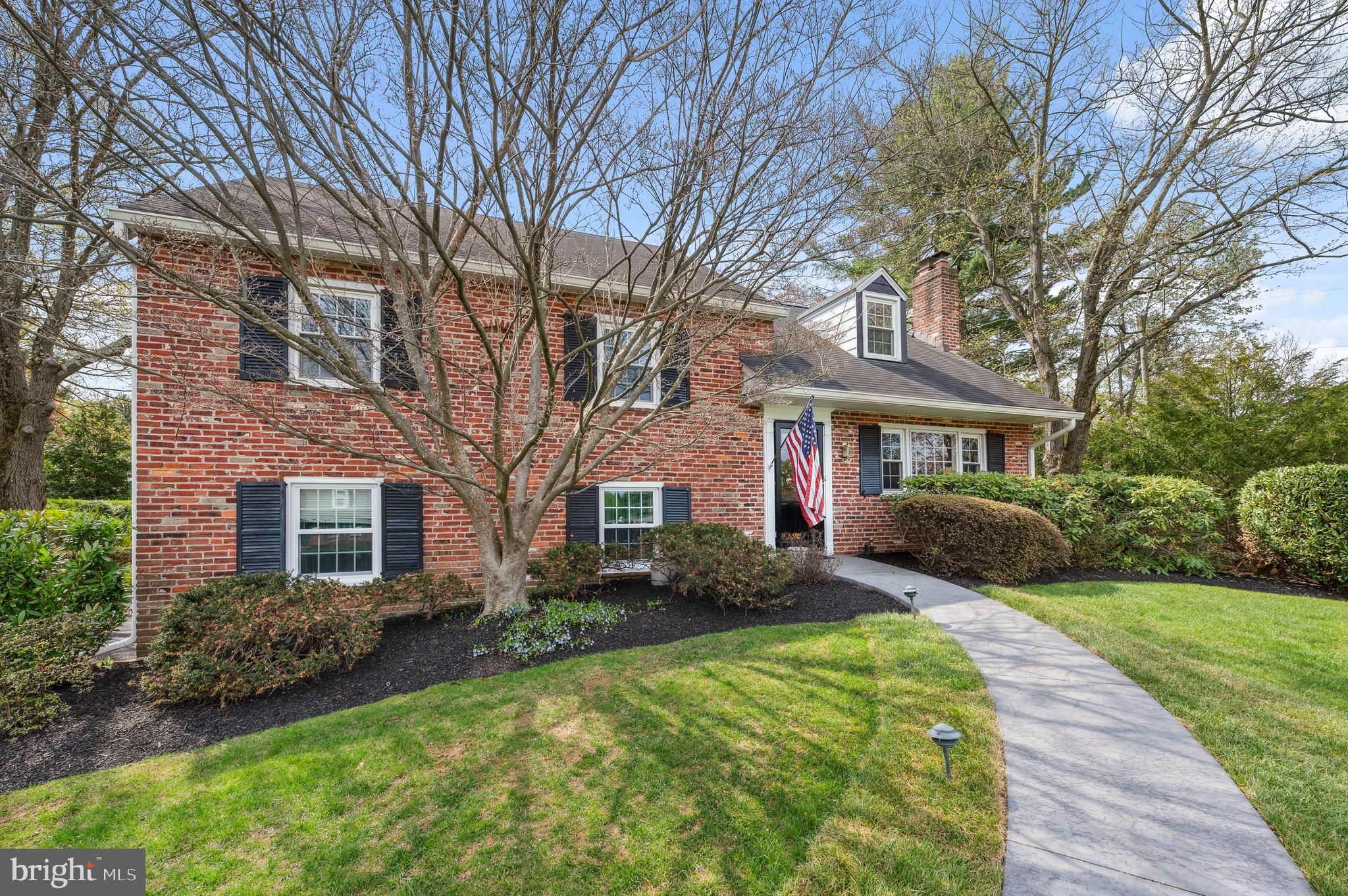 21 CLOVER LANE