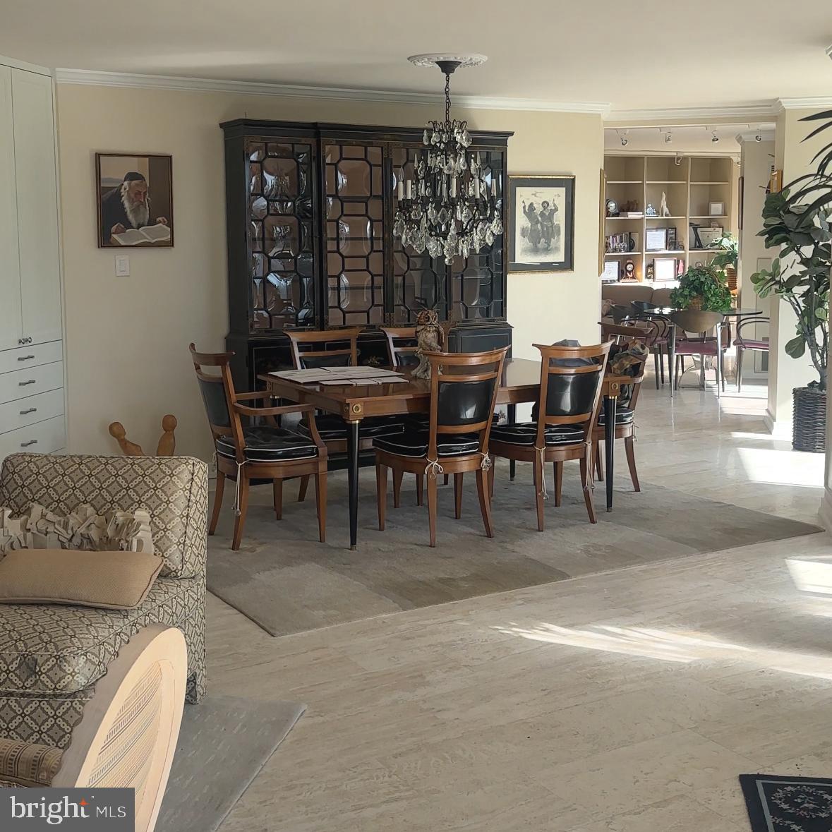 BRIAR HOUSE - Residential Lease