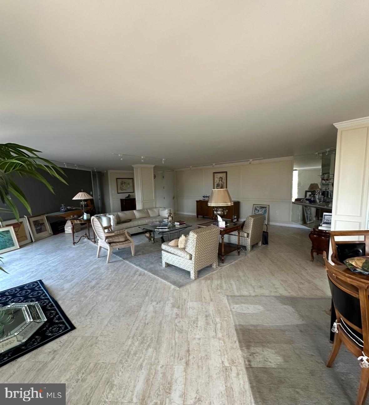 BRIAR HOUSE - Residential Lease