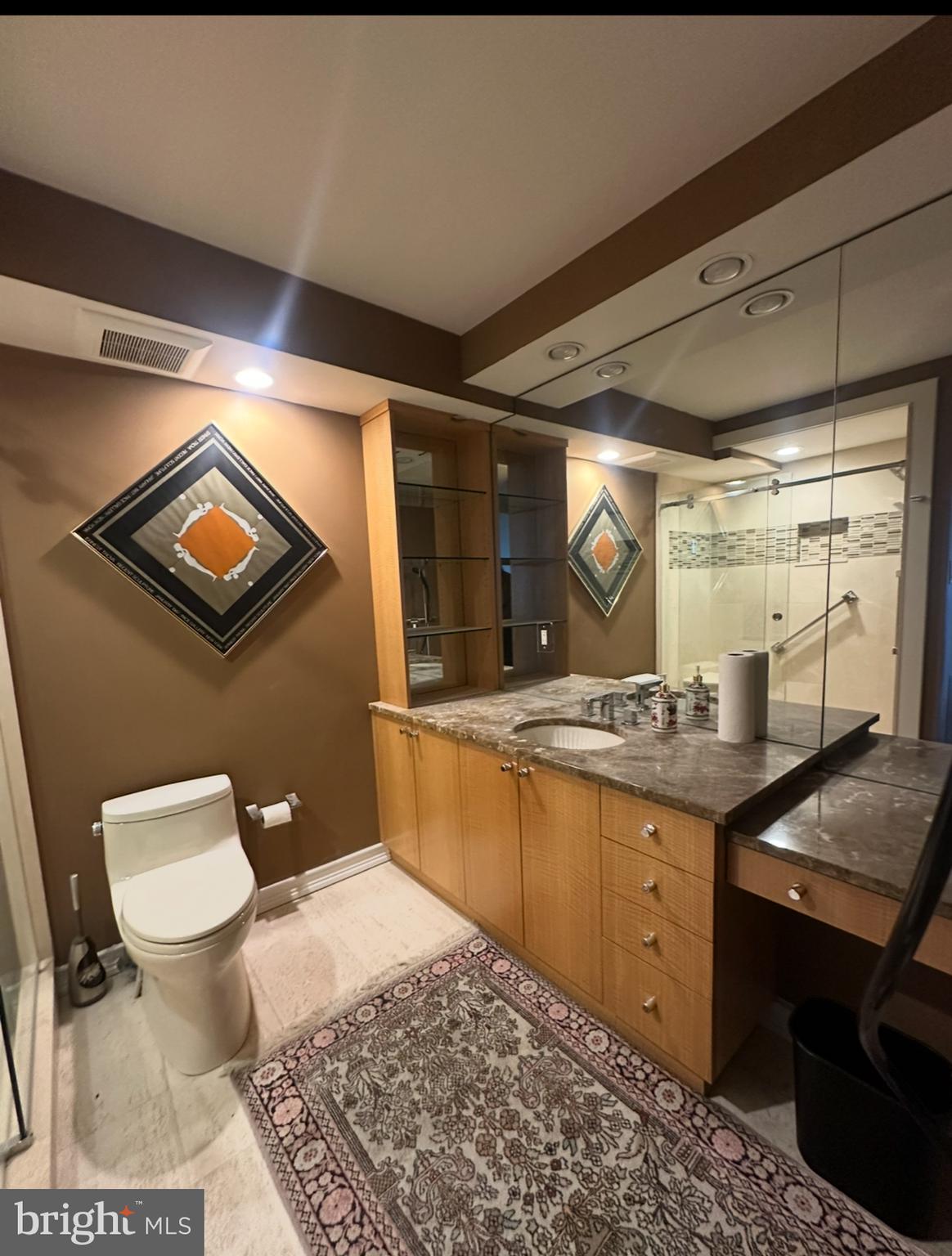 BRIAR HOUSE - Residential Lease