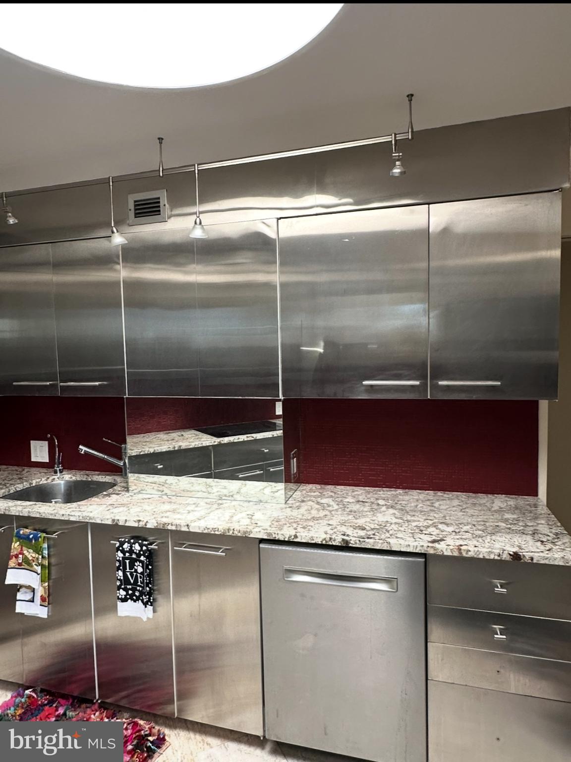 BRIAR HOUSE - Residential Lease