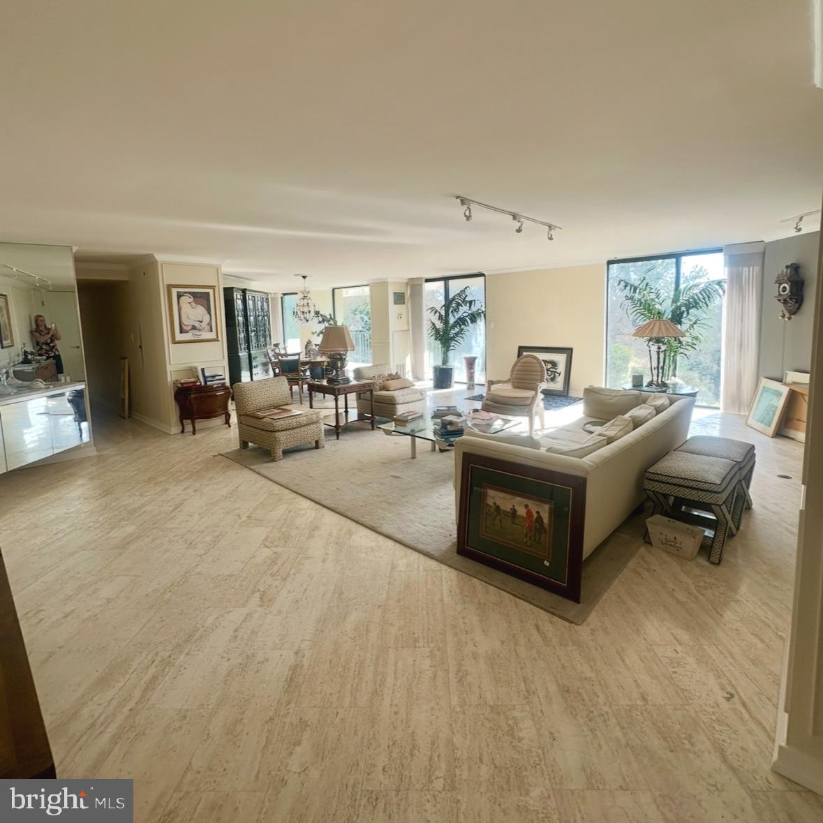 BRIAR HOUSE - Residential Lease