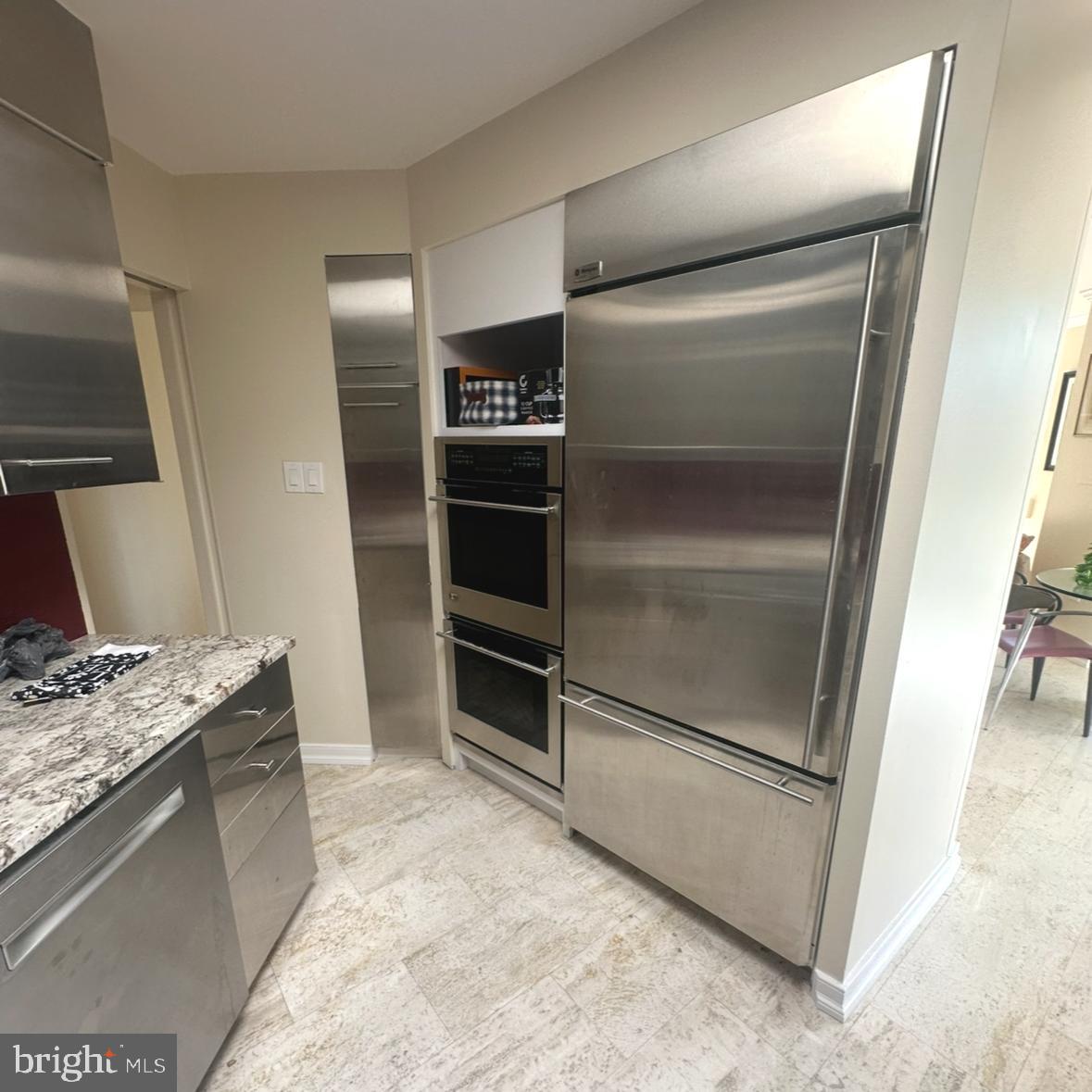 BRIAR HOUSE - Residential Lease