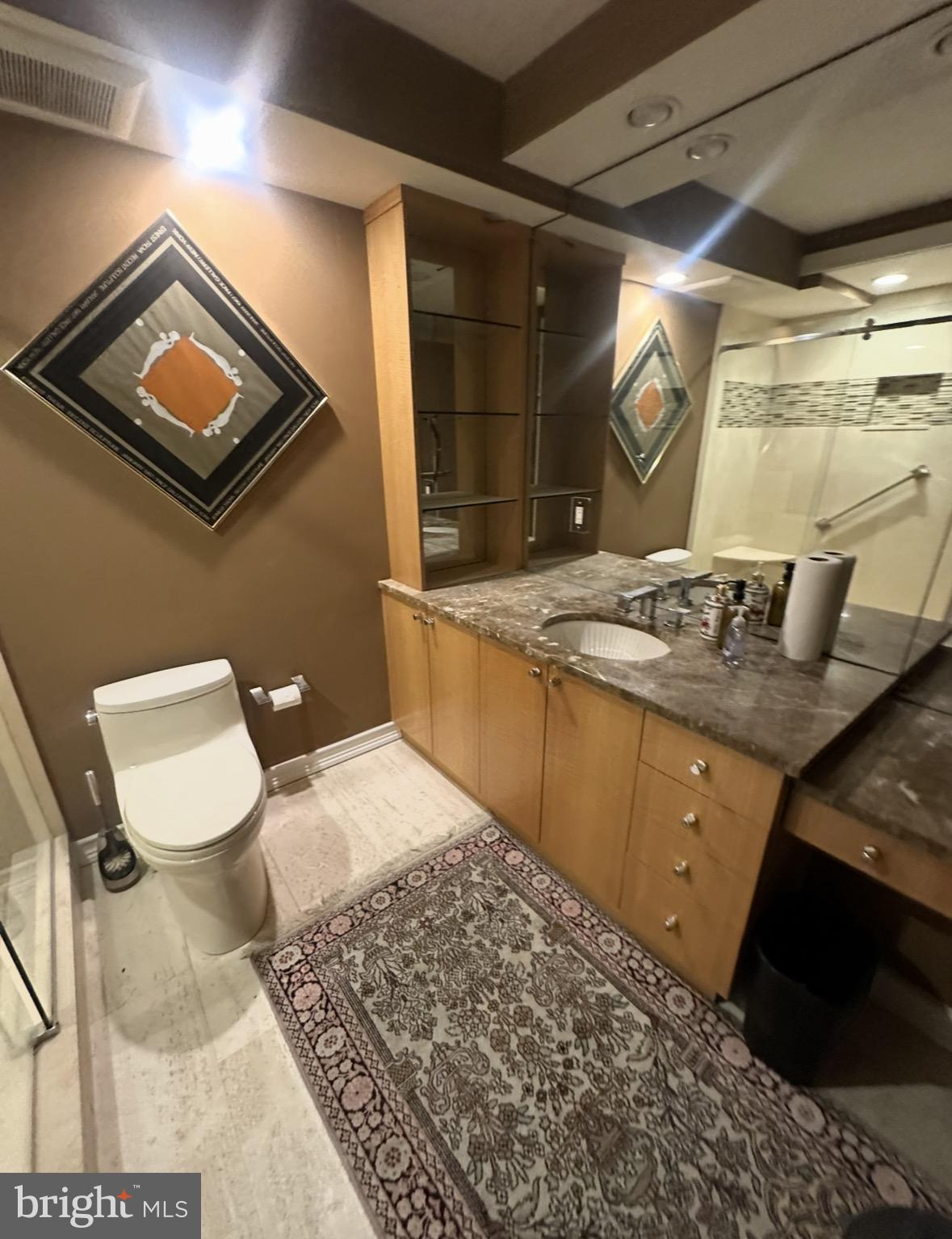 BRIAR HOUSE - Residential Lease