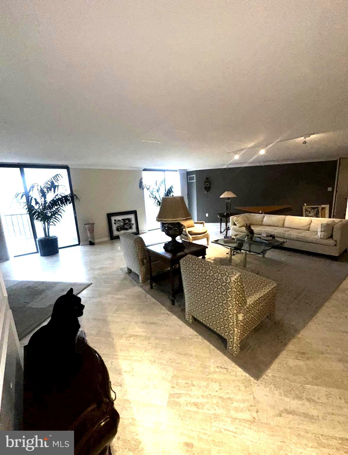 BRIAR HOUSE - Residential Lease