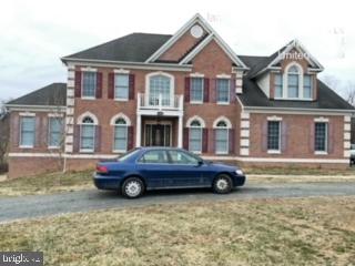 RIDGEFIELD FARM - Residential