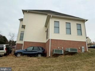 RIDGEFIELD FARM - Residential