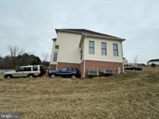 RIDGEFIELD FARM - Residential