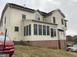 RIDGEFIELD FARM - Residential