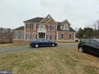 RIDGEFIELD FARM - Residential