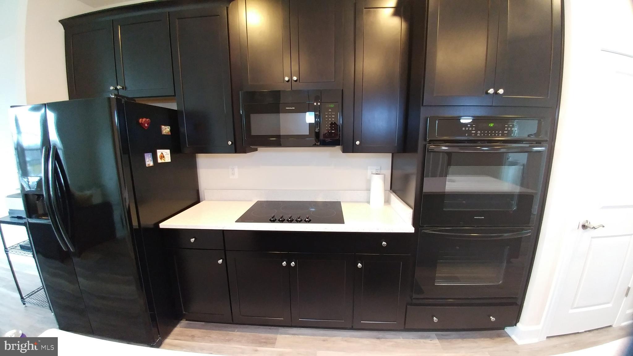 BRADLEY SQUARE - Residential Lease