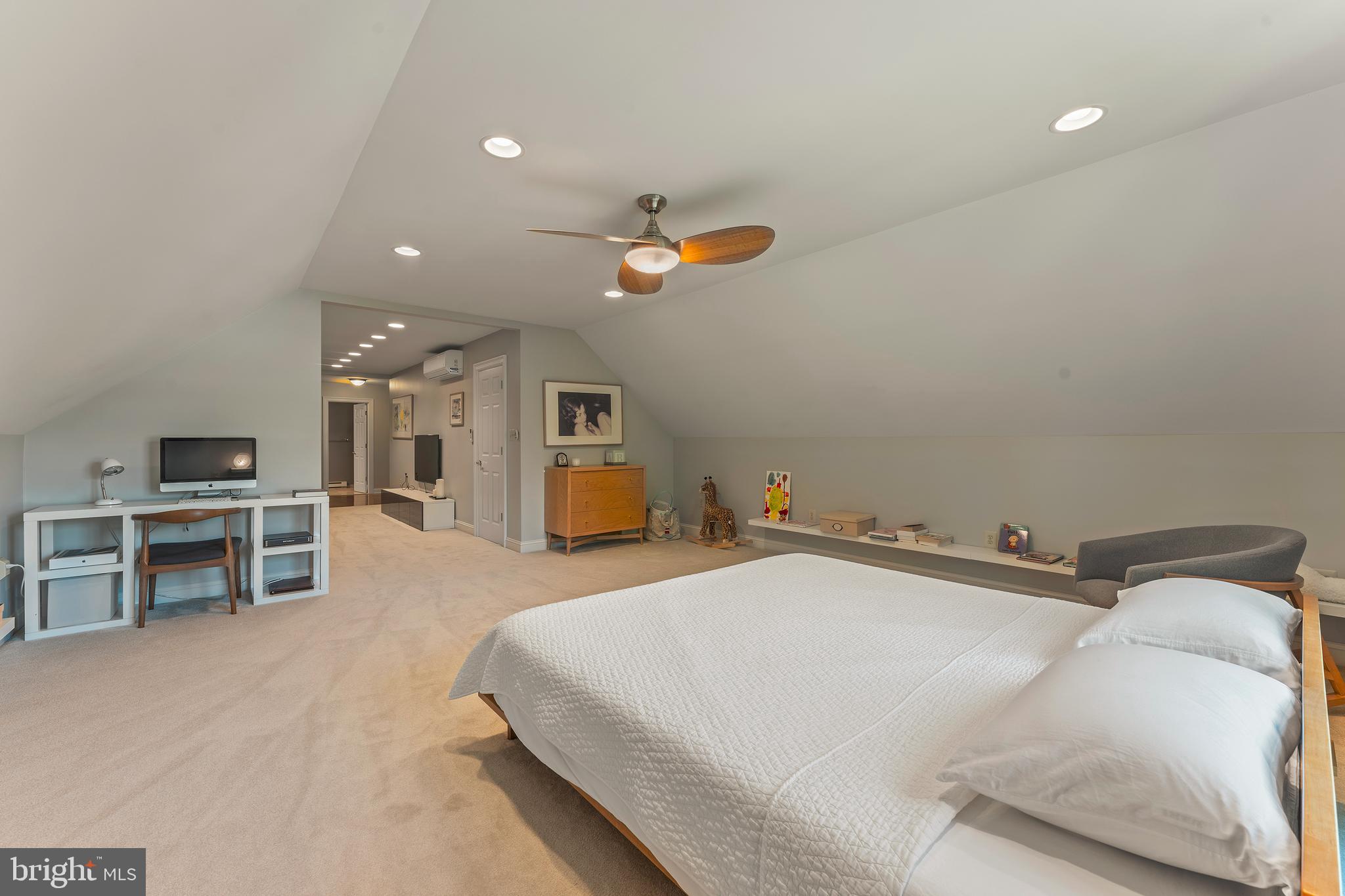 PRESERVE AT MEADOWBR - Residential