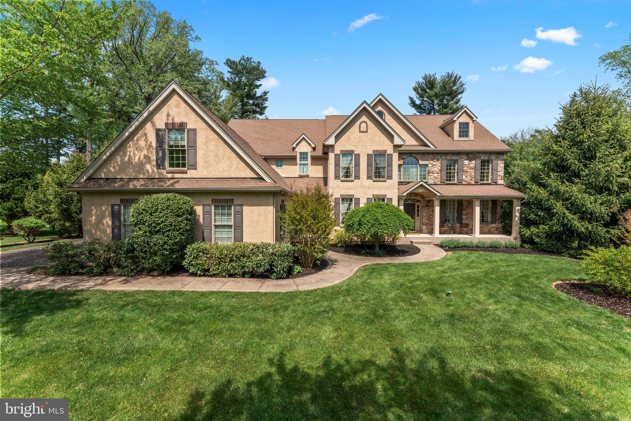 1061 LAUREL HILL LANE