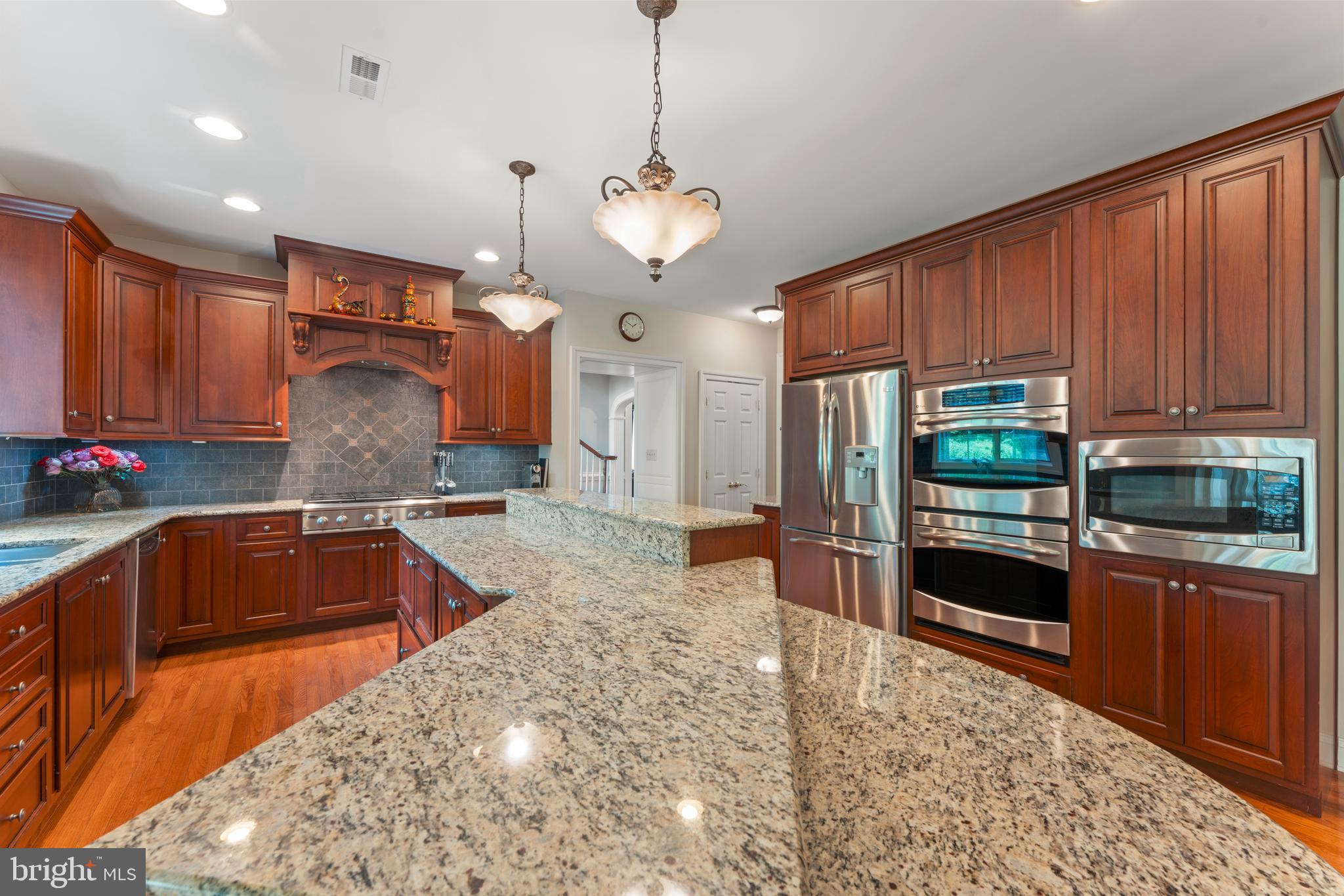 PRESERVE AT MEADOWBR - Residential