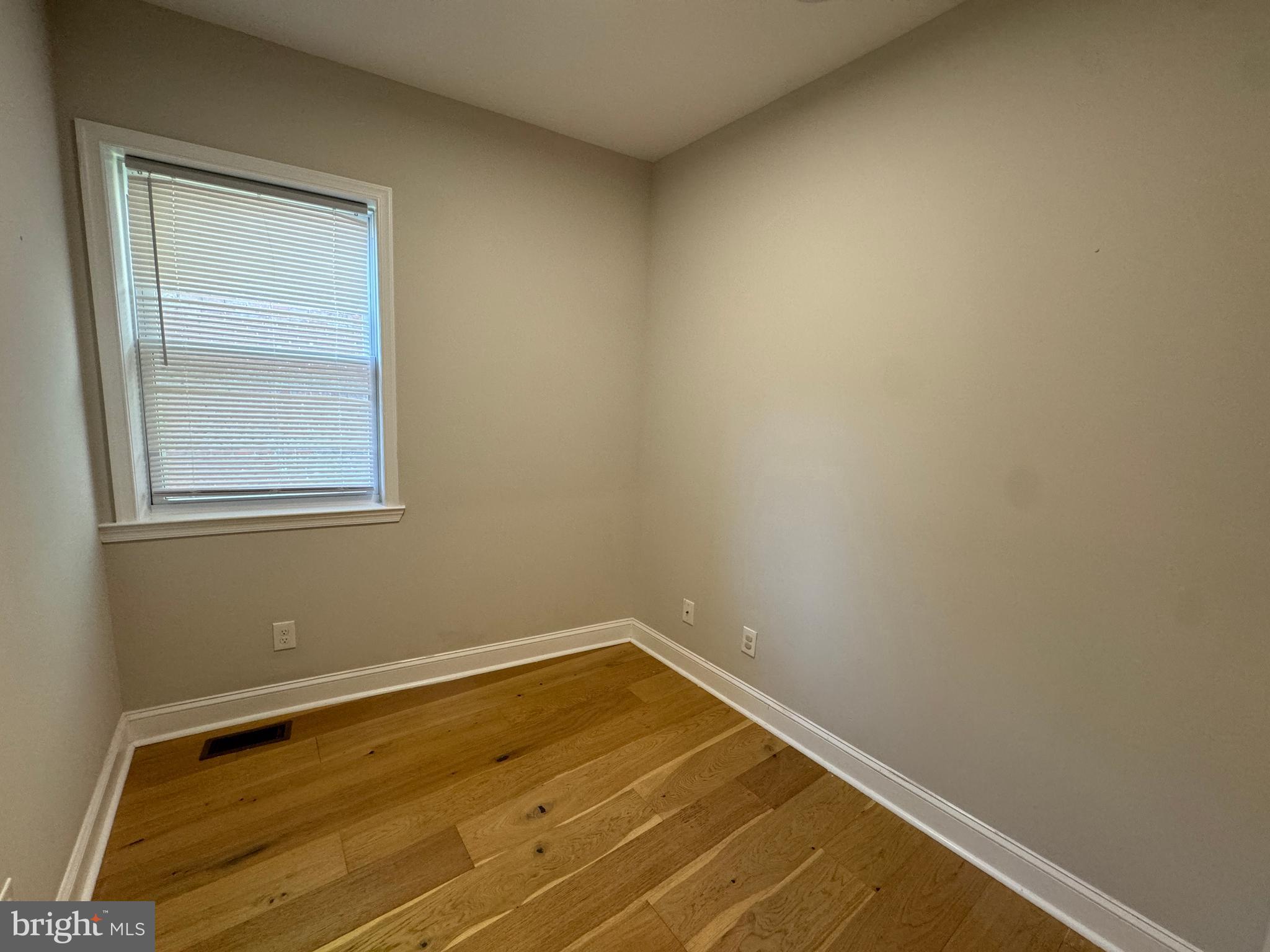 PARK HEIGHTS - Residential Lease