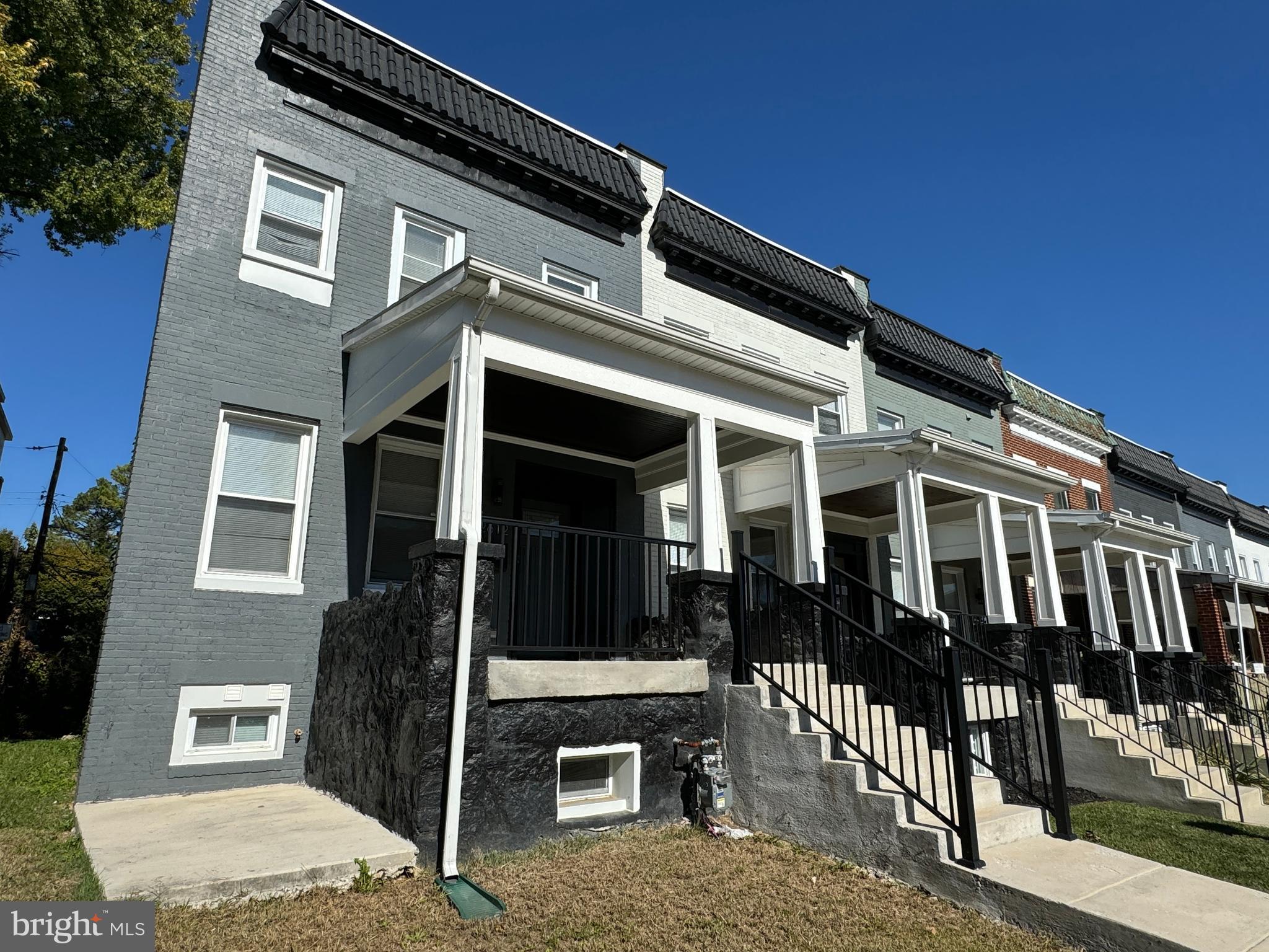 PARK HEIGHTS - Residential Lease