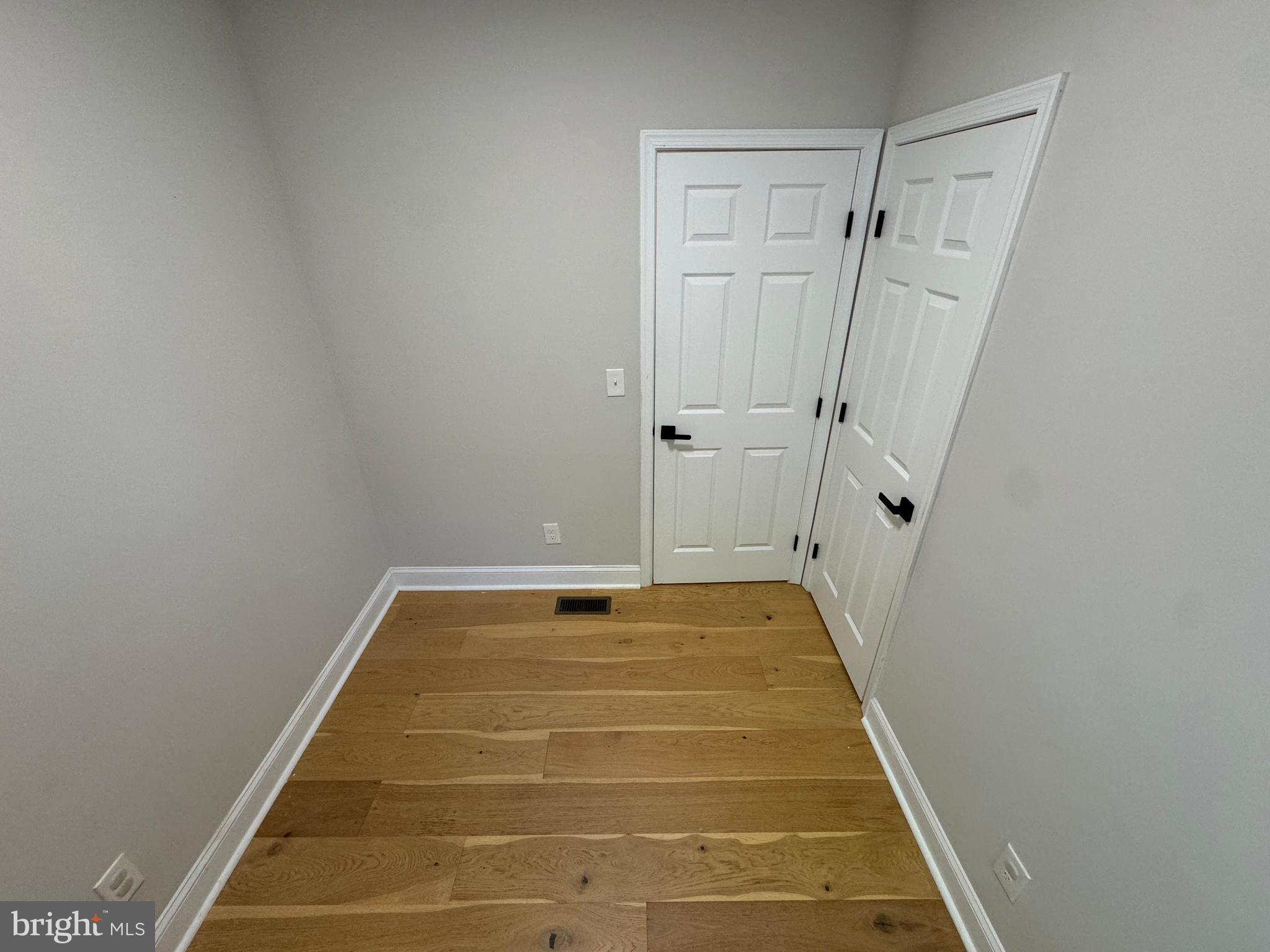 PARK HEIGHTS - Residential Lease