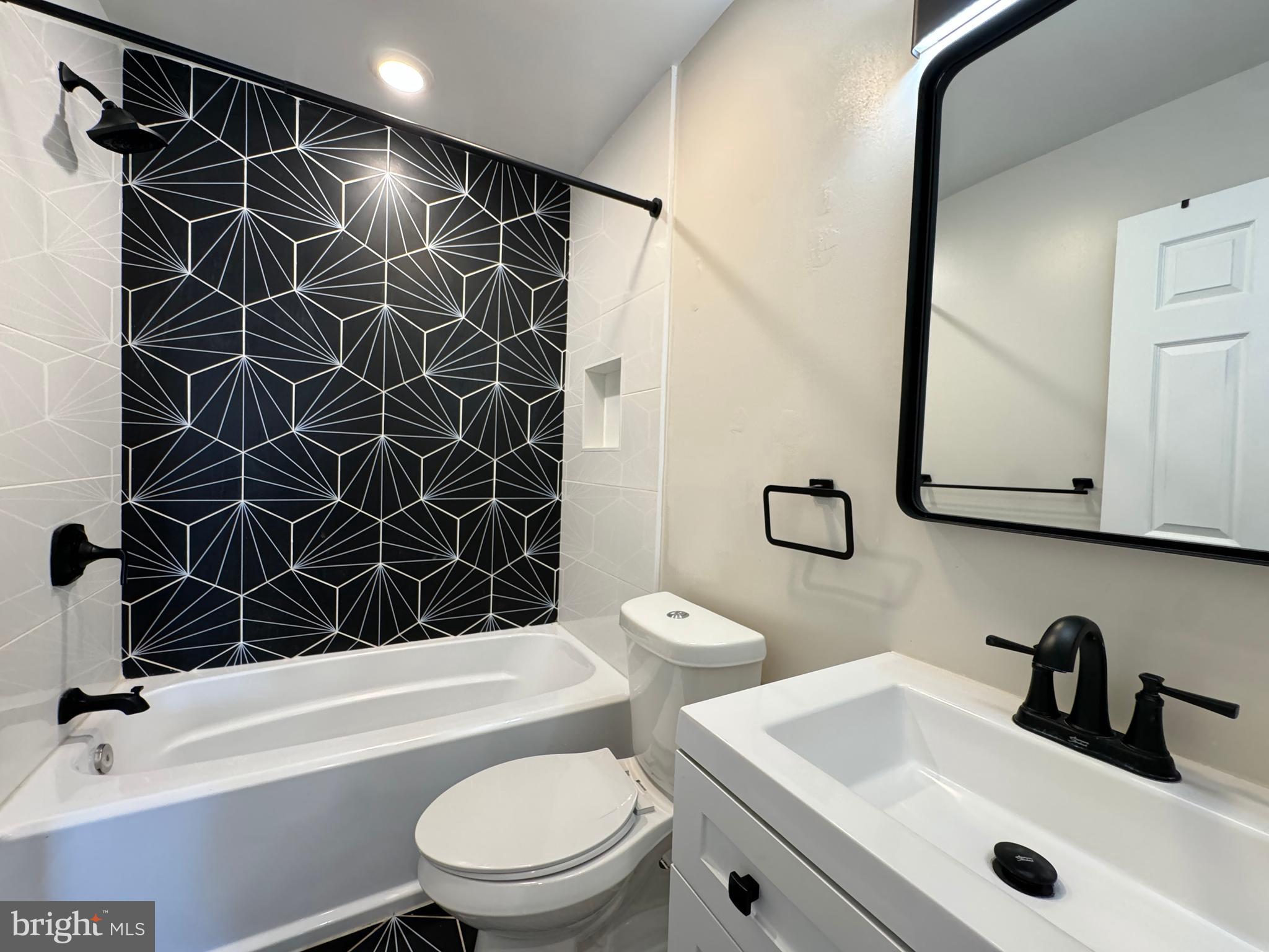 PARK HEIGHTS - Residential Lease