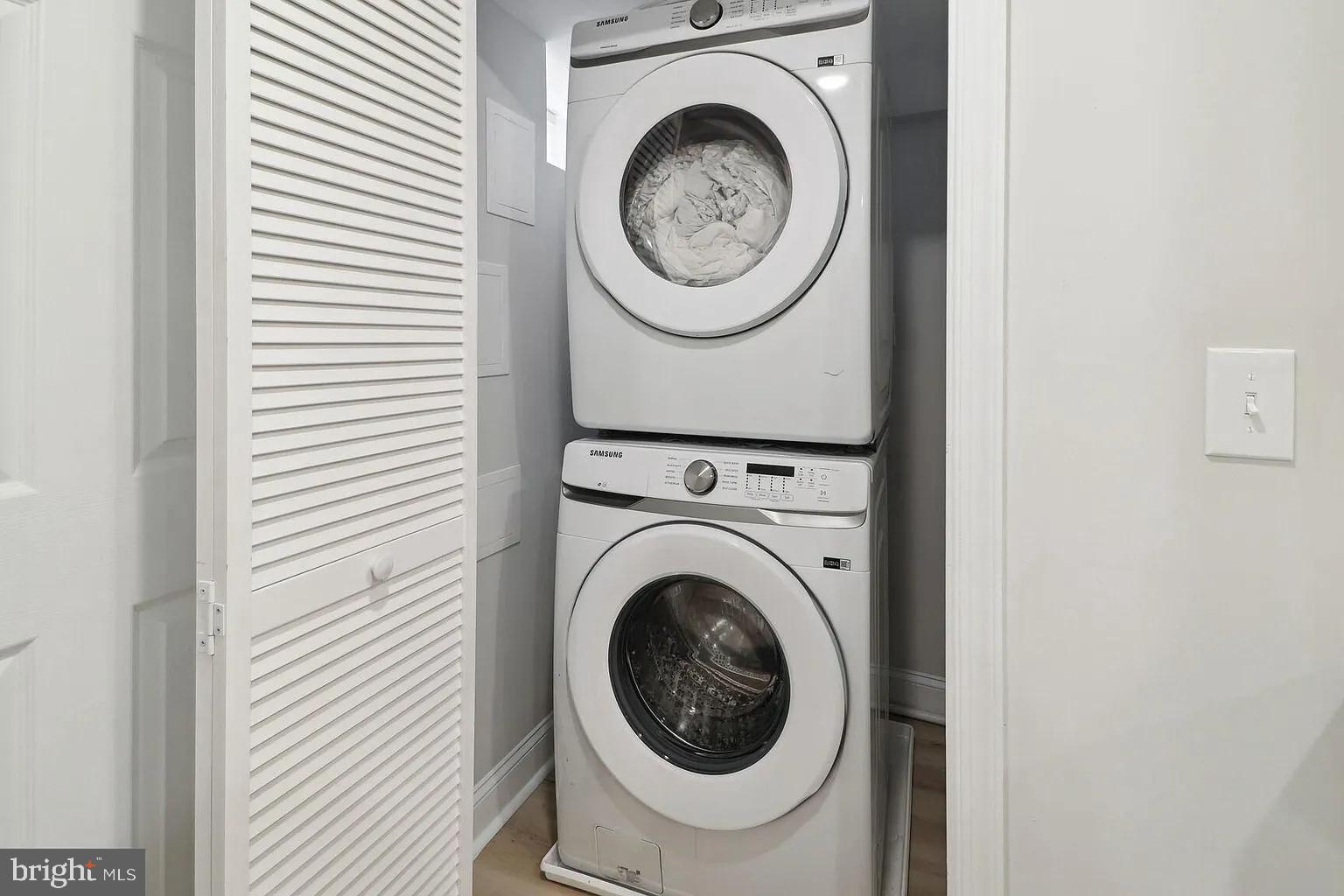 PARK HEIGHTS - Residential Lease