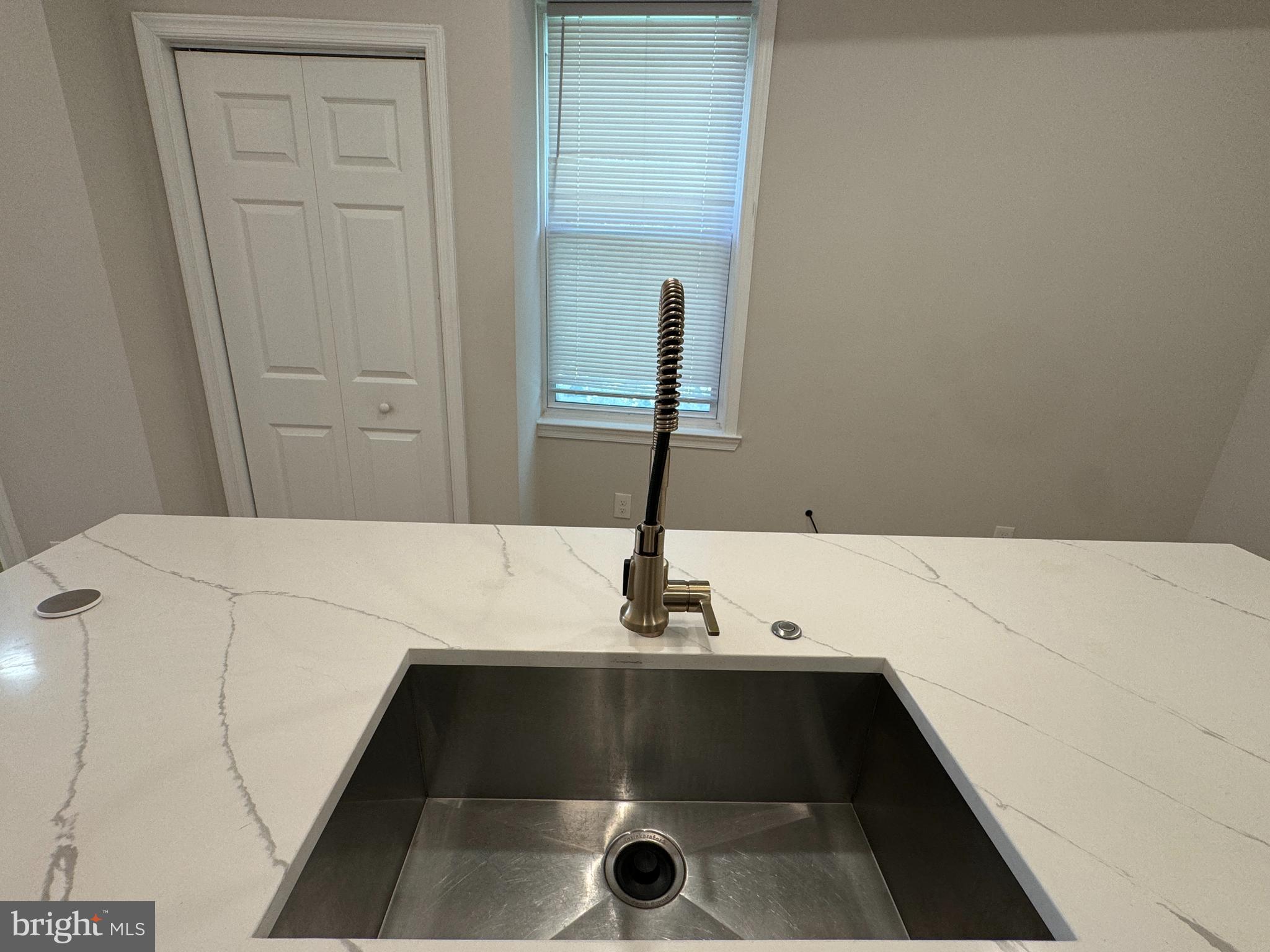 PARK HEIGHTS - Residential Lease