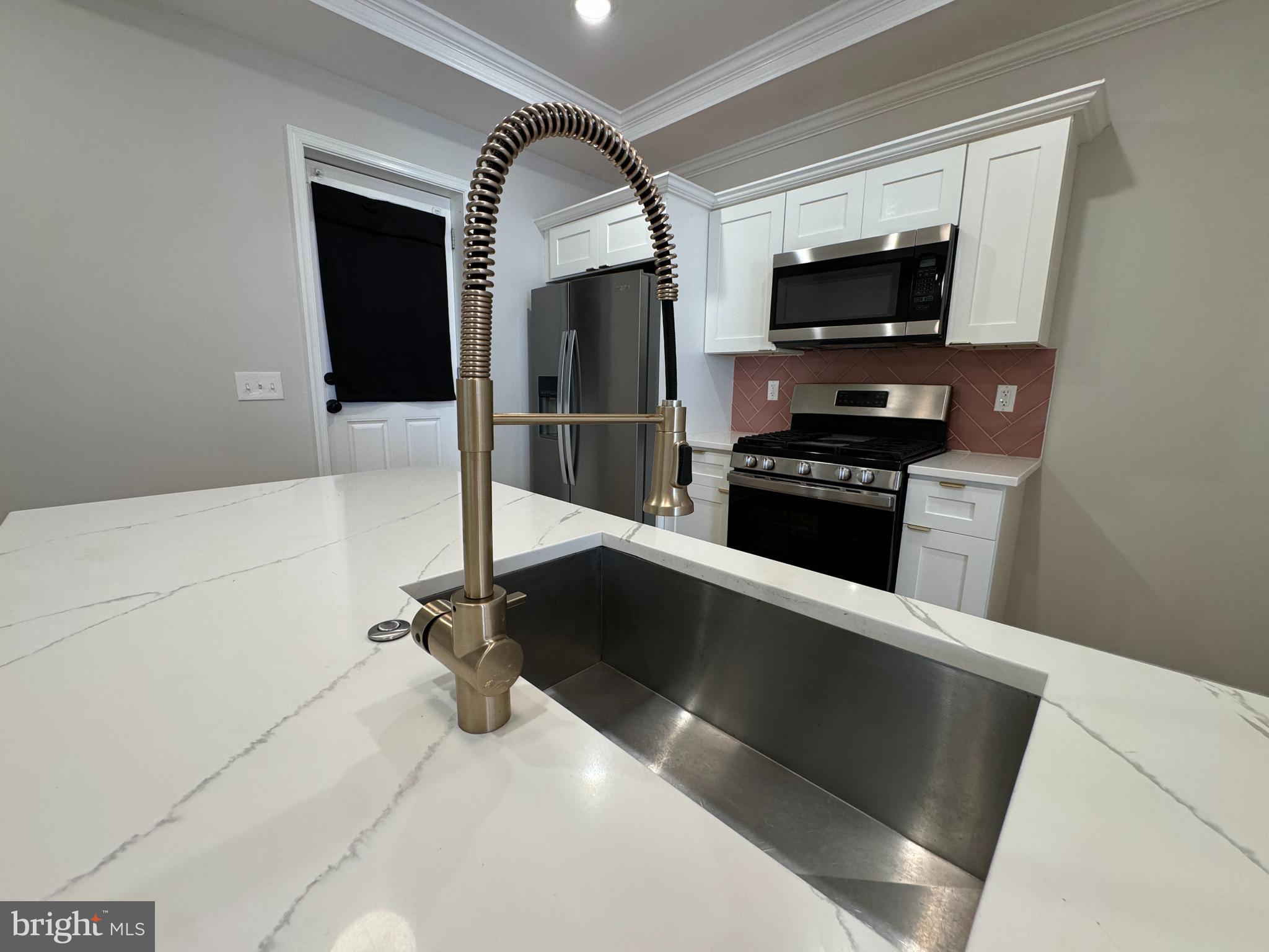 PARK HEIGHTS - Residential Lease