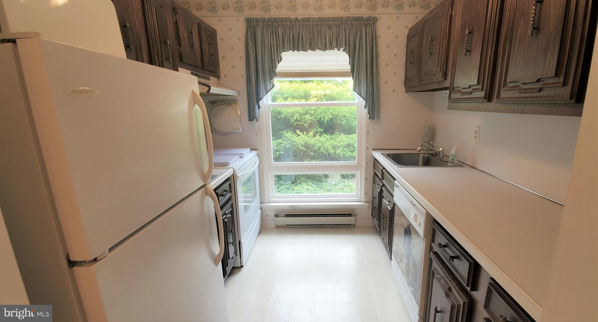 LANCASTER - Residential