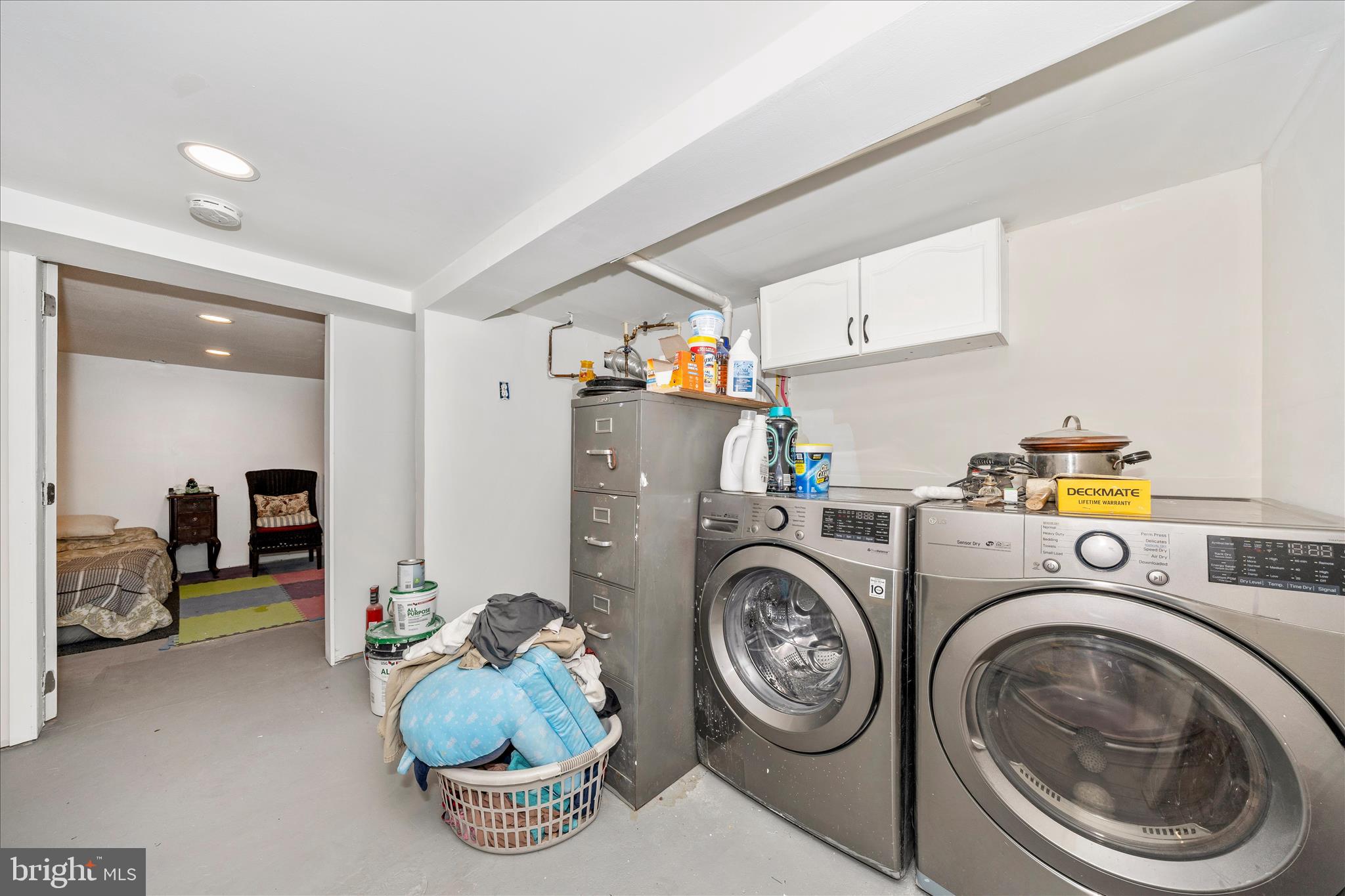 WEST END - Residential