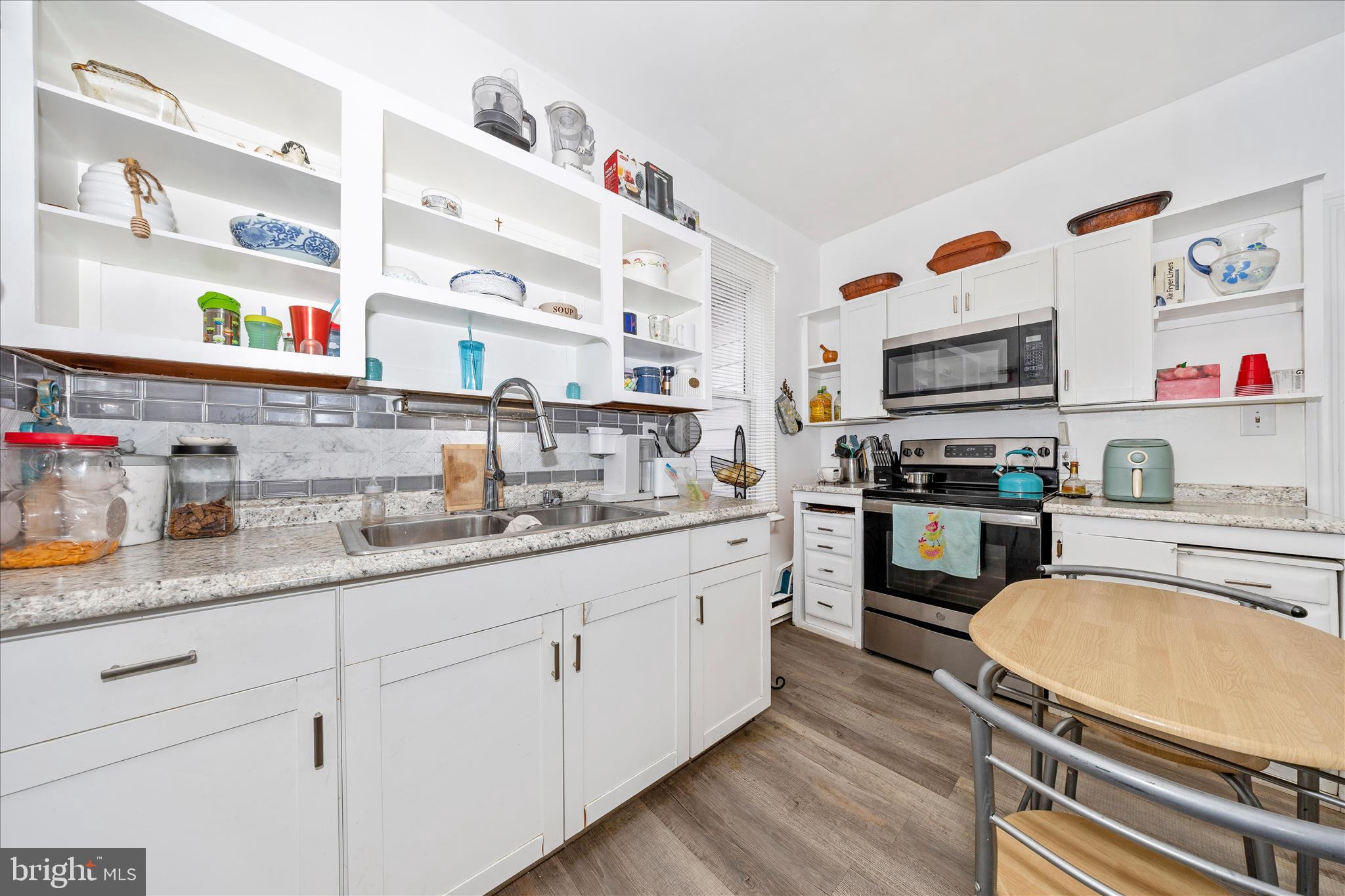 WEST END - Residential