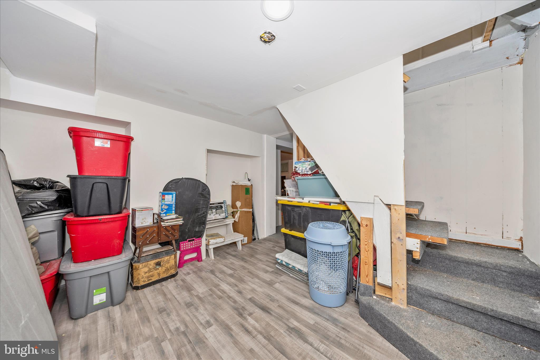 WEST END - Residential