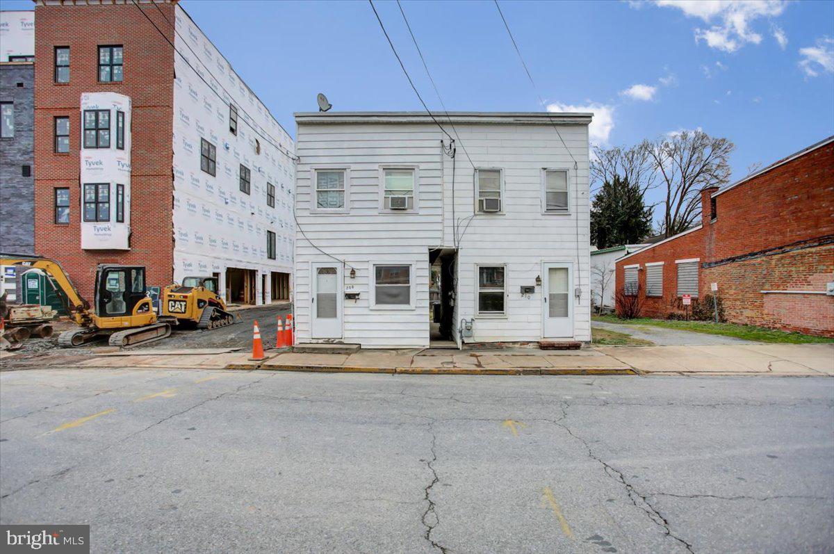 208/210 Broadway Street Side by side Duplex. Two separate deeds, Two separate Tax Cards - must be purchased together. Houses are being sold as is.
Invest in the Charm of Downtown Historic Frederick!
Step into a golden opportunity to own a piece of charming history in the heart of Downtown Historic Frederick! Nestled on a picturesque street, two homes are now available as-is, perfect for the savvy investor looking to maximize potential in a thriving community or the buyer who wants a fixer upper with tons of potential.
Don't miss your chance to tap into the potential of Downtown Historic Frederick—where past charm meets future possibilities! Act fast, as homes like these won't last long on the market. Your investment journey begins here—explore the limitless opportunities today!