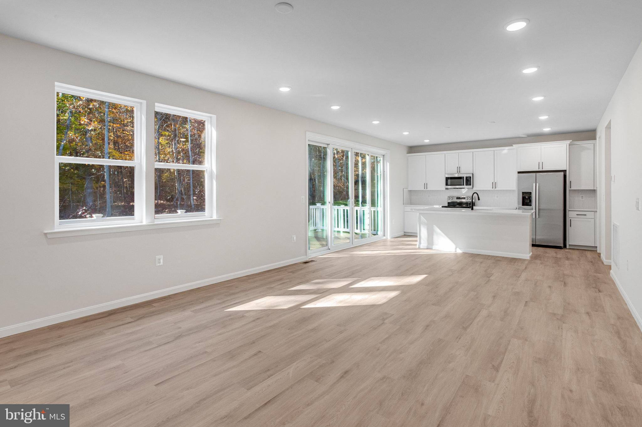 WILDERNESS SHORES - Residential